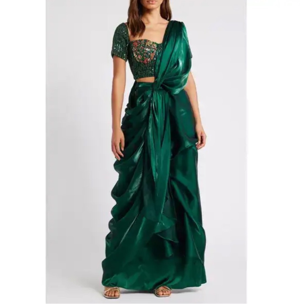 SANI Emerald Green Satin Saree Gown Size XS New w tags SKIRT ONLY
